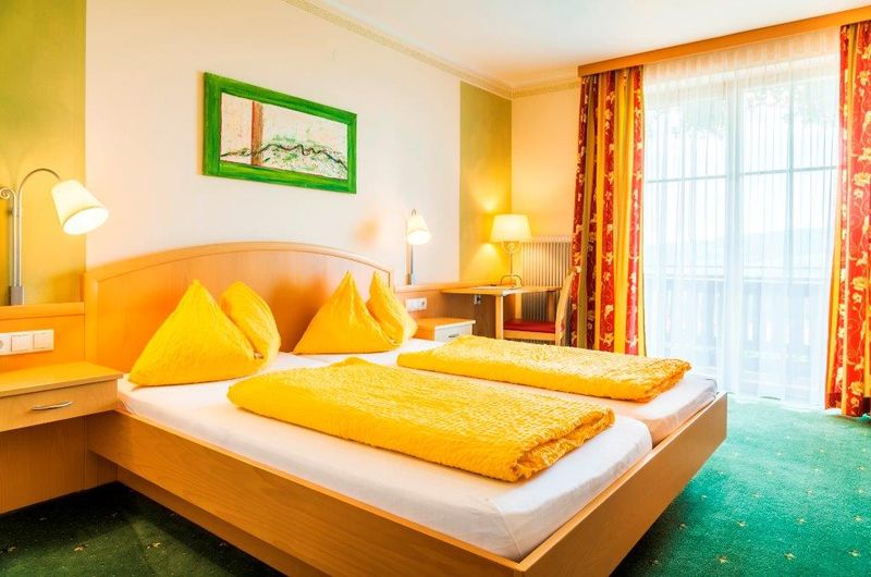 Zimmer</br>Hänsel & Gretel </br> Brüderlein & Schwesterlein